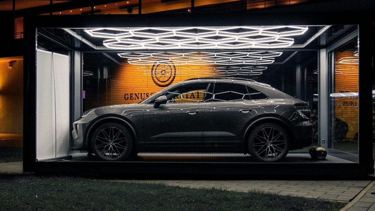 Porsche Macan Premiere